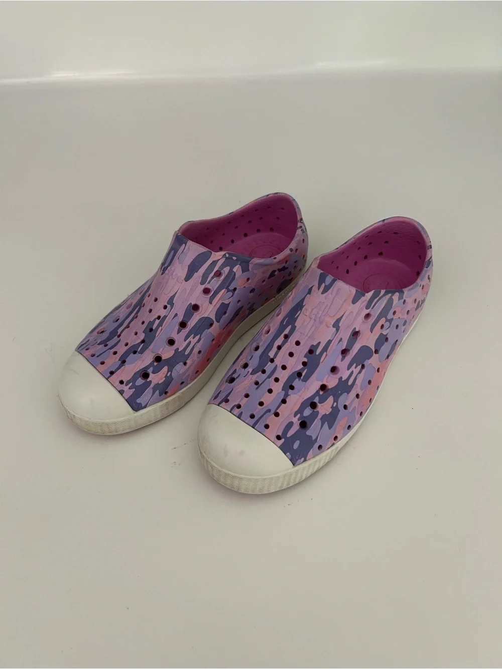 Native Girl Pink & Purple Camouflage Slip-On Water Shoes Sugarlite Size 12